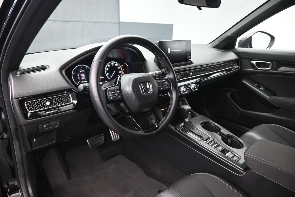 Used 2025 Honda Civic Sport image 16