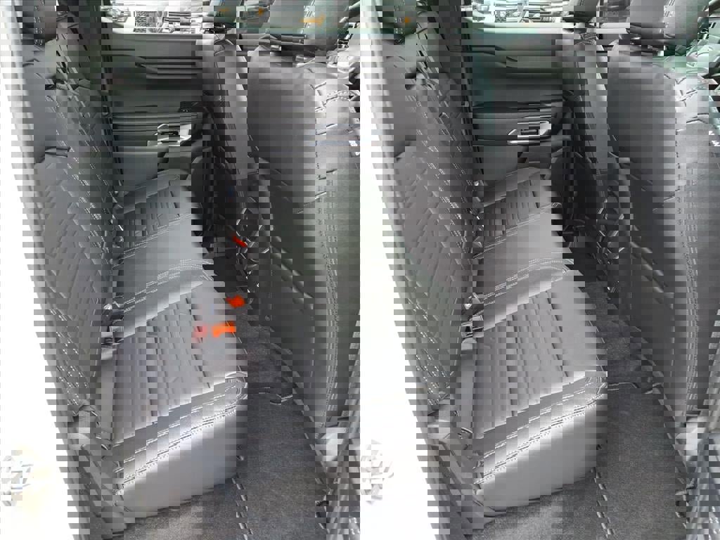 Certified 2025 Ford Ranger Lariat w/ Convenience Package image 14