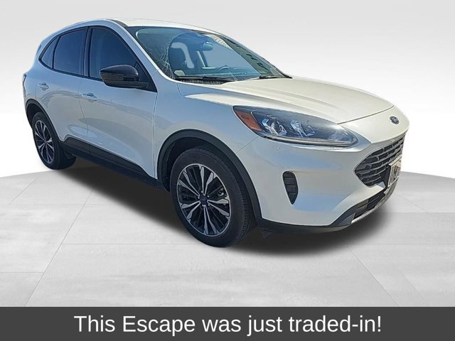 Certified 2022 Ford Escape SE w/ SE Sport Appearance Package image 1