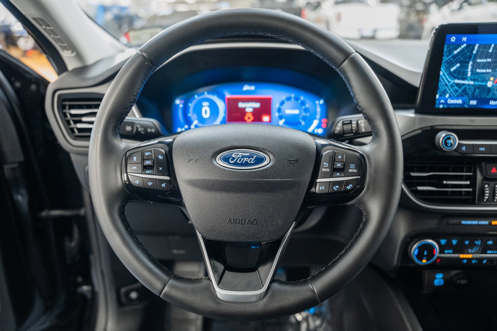 Certified 2022 Ford Escape Titanium image 34