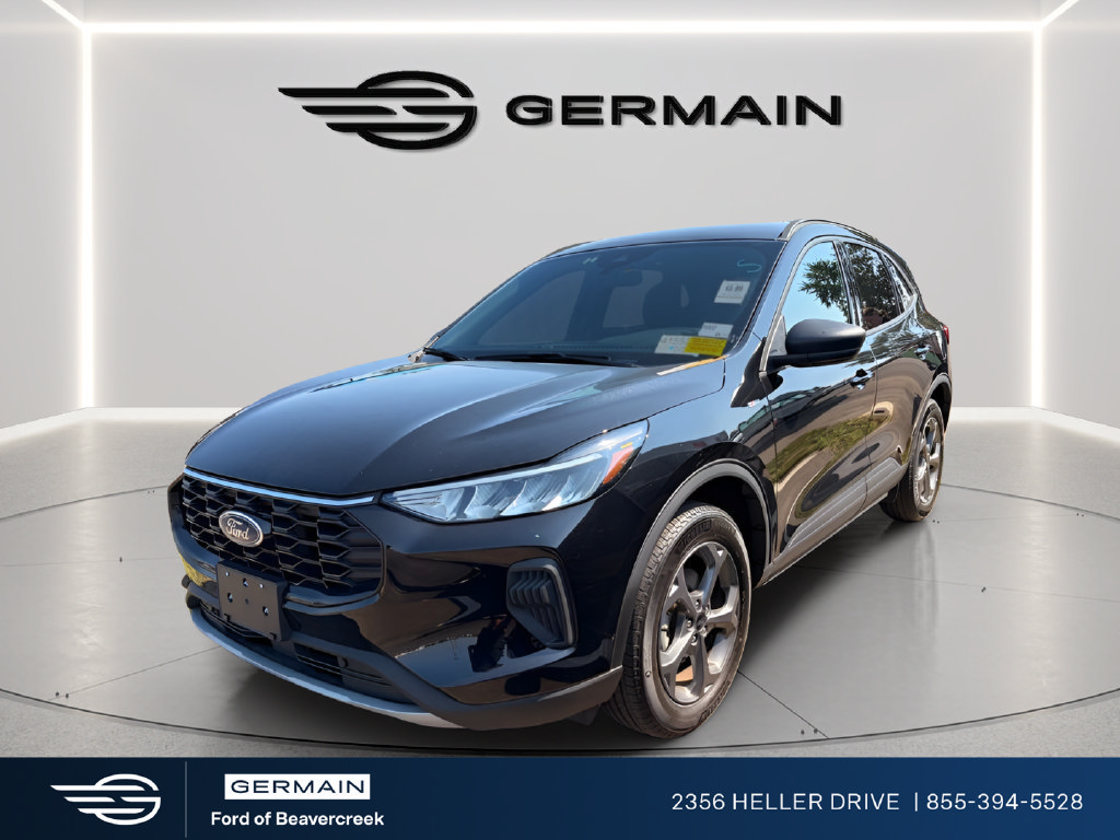 Certified 2025 Ford Escape ST-Line AWD/4WD image 3