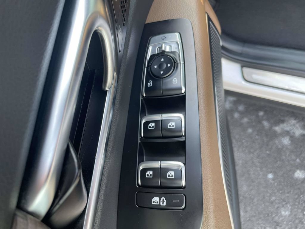 Used 2022 Kia Telluride SX w/ SX Prestige Package AWD/4WD image 16