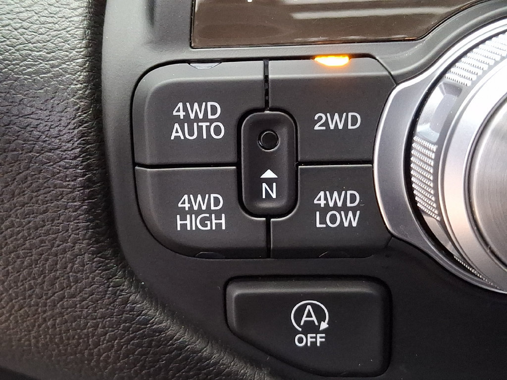 Used 2025 RAM 1500 Laramie w/ Sport Appearance Package AWD/4WD image 25