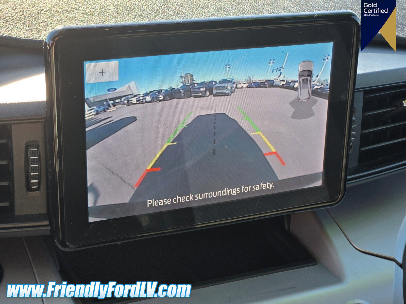 Certified 2024 Ford Explorer XLT RWD image 20