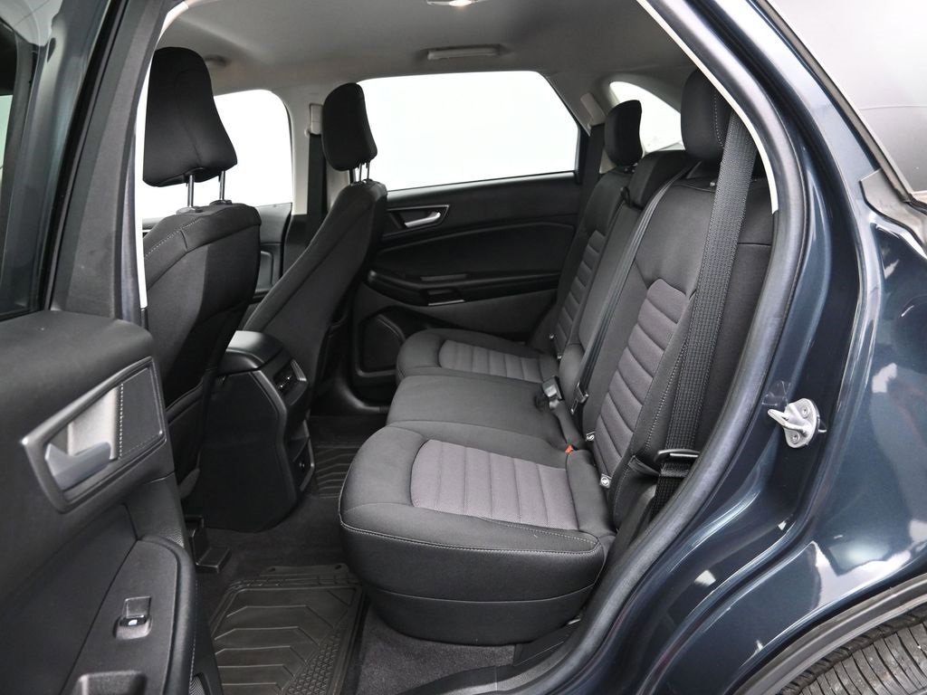 Certified 2022 Ford Edge SE w/ Black Appearance Package image 41