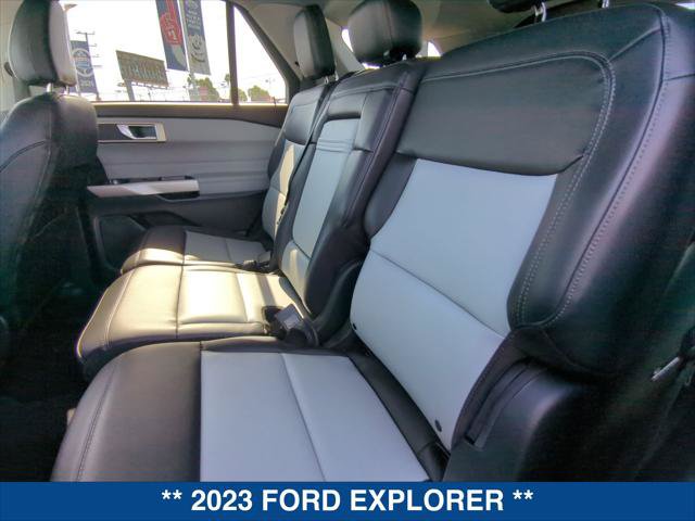 Certified 2023 Ford Explorer XLT w/ Equipment Group 202A RWD image 21