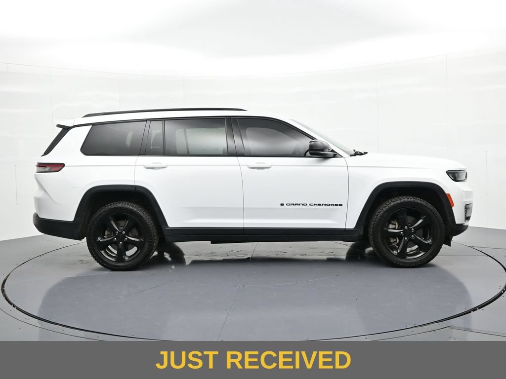 Used 2023 Jeep Grand Cherokee L Laredo AWD/4WD image 5