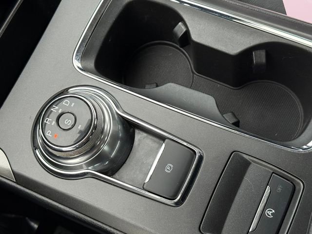 Certified 2018 Ford Fusion SE w/ Fusion SE Technology Package image 13