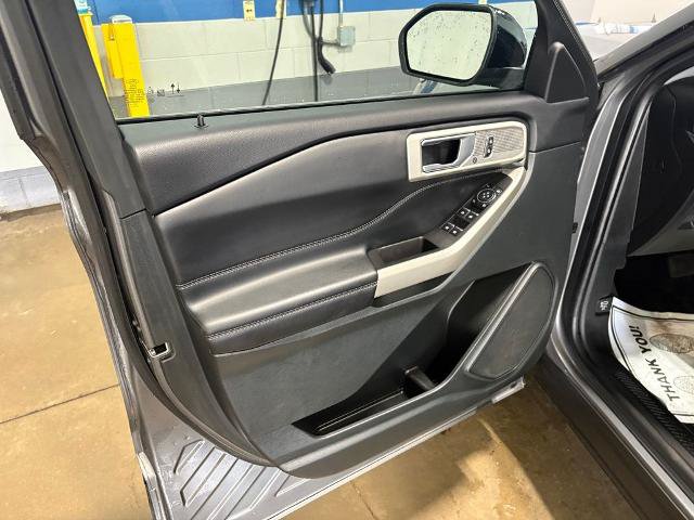 Certified 2023 Ford Explorer XLT AWD/4WD image 19