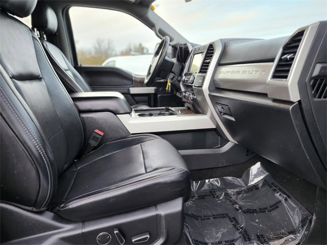 Certified 2019 Ford F250 Lariat w/ Chrome Package image 11