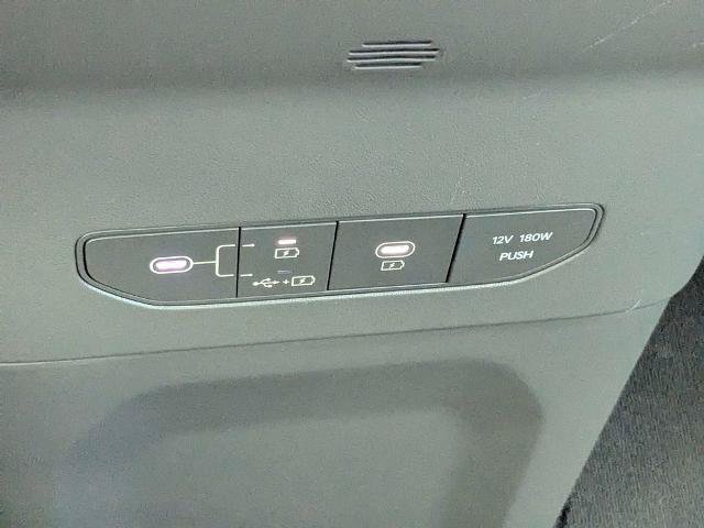 Used 2026 Kia EV9 Light RWD image 24