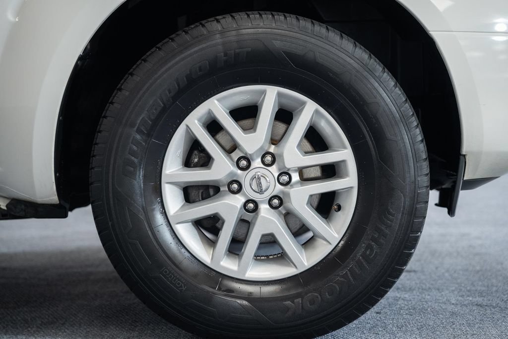 Used 2021 Nissan Frontier SV RWD image 17