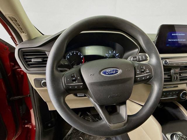 Certified 2020 Ford Escape SE image 11