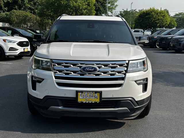 Certified 2018 Ford Explorer XLT w/ Equipment Group 202A AWD/4WD image 2