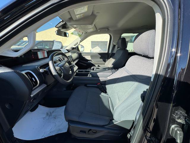 Certified 2025 Ford Expedition Active AWD/4WD image 15