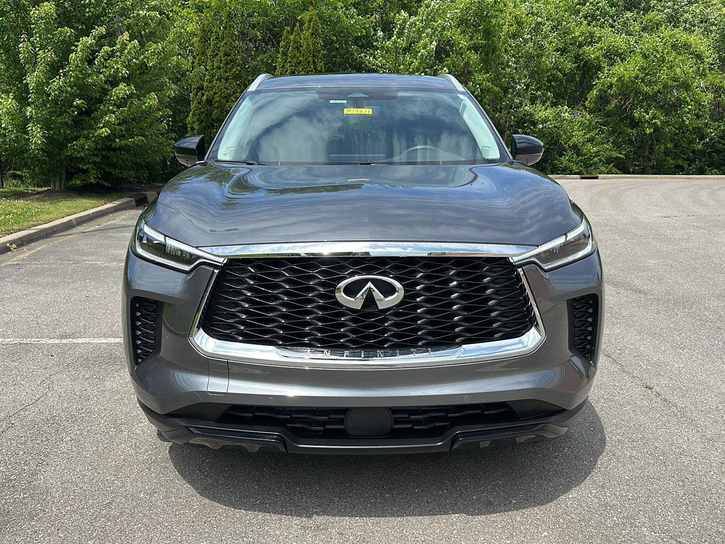 Used 2025 INFINITI QX60 Luxe FWD image 8