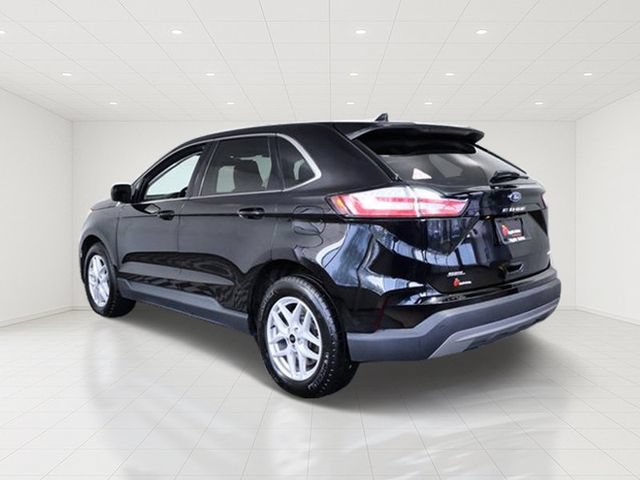 Certified 2024 Ford Edge SEL w/ Convenience Package AWD/4WD image 4
