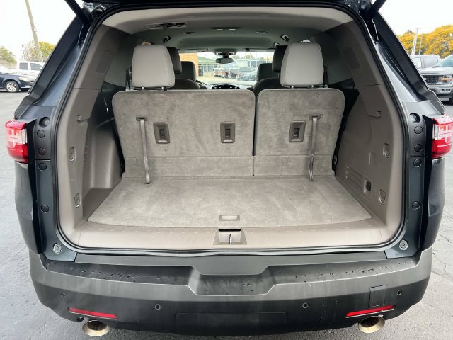 Used 2019 Chevrolet Traverse LT FWD image 14