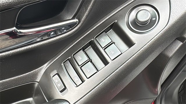 Used 2021 Chevrolet Trax LT w/ Driver Confidence Package image 12