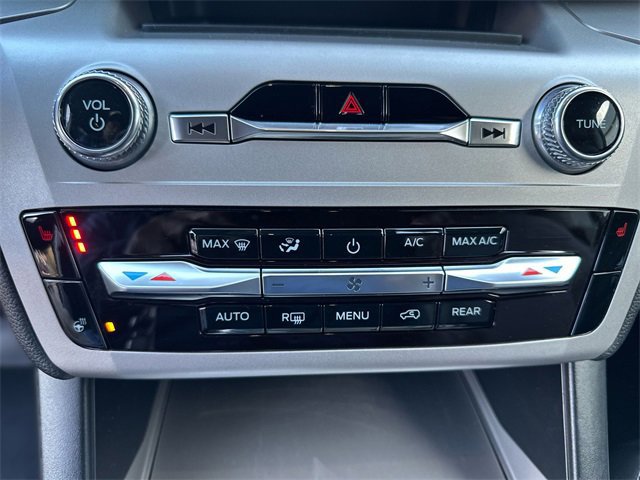 Certified 2021 Ford Explorer XLT w/ Equipment Group 202A image 19