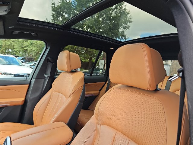 Used 2022 BMW X5 xDrive40i AWD/4WD image 18