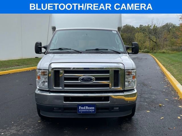 Certified 2022 Ford E-350 and Econoline 350 Super Duty w/ Power Windows & Locks Group image 8