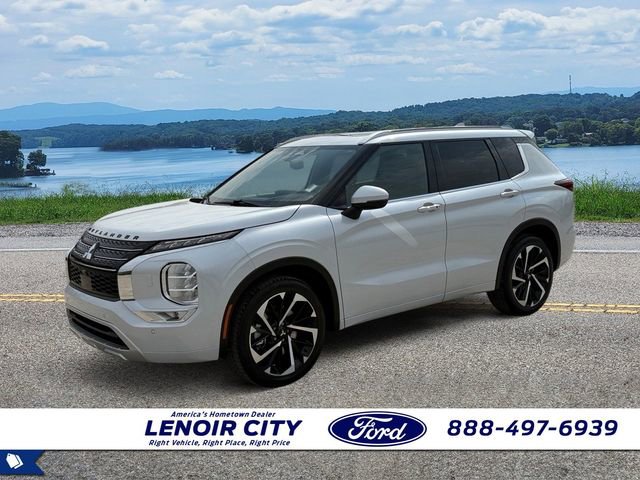 Used 2022 Mitsubishi Outlander SEL image 7