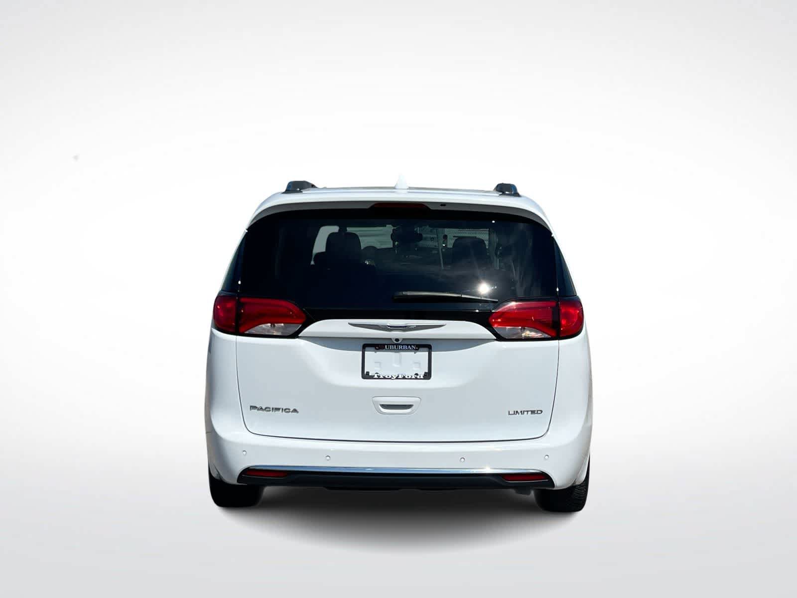 Used 2020 Chrysler Pacifica Limited FWD image 7