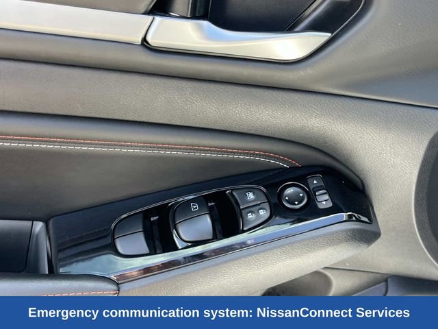 Used 2023 Nissan Altima 2.0 SR FWD image 32