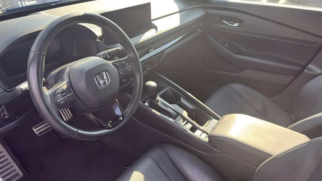 Used 2023 Honda Accord Sport image 8