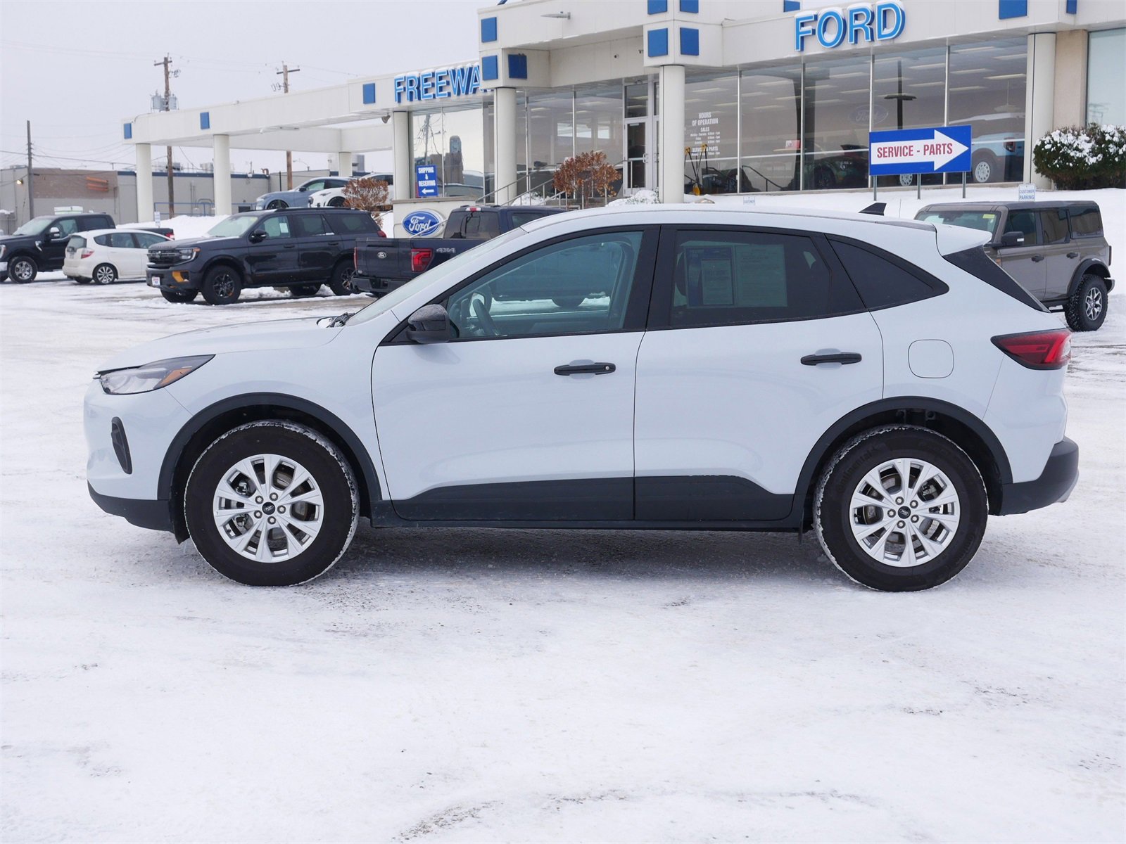 Certified 2025 Ford Escape Active image 2