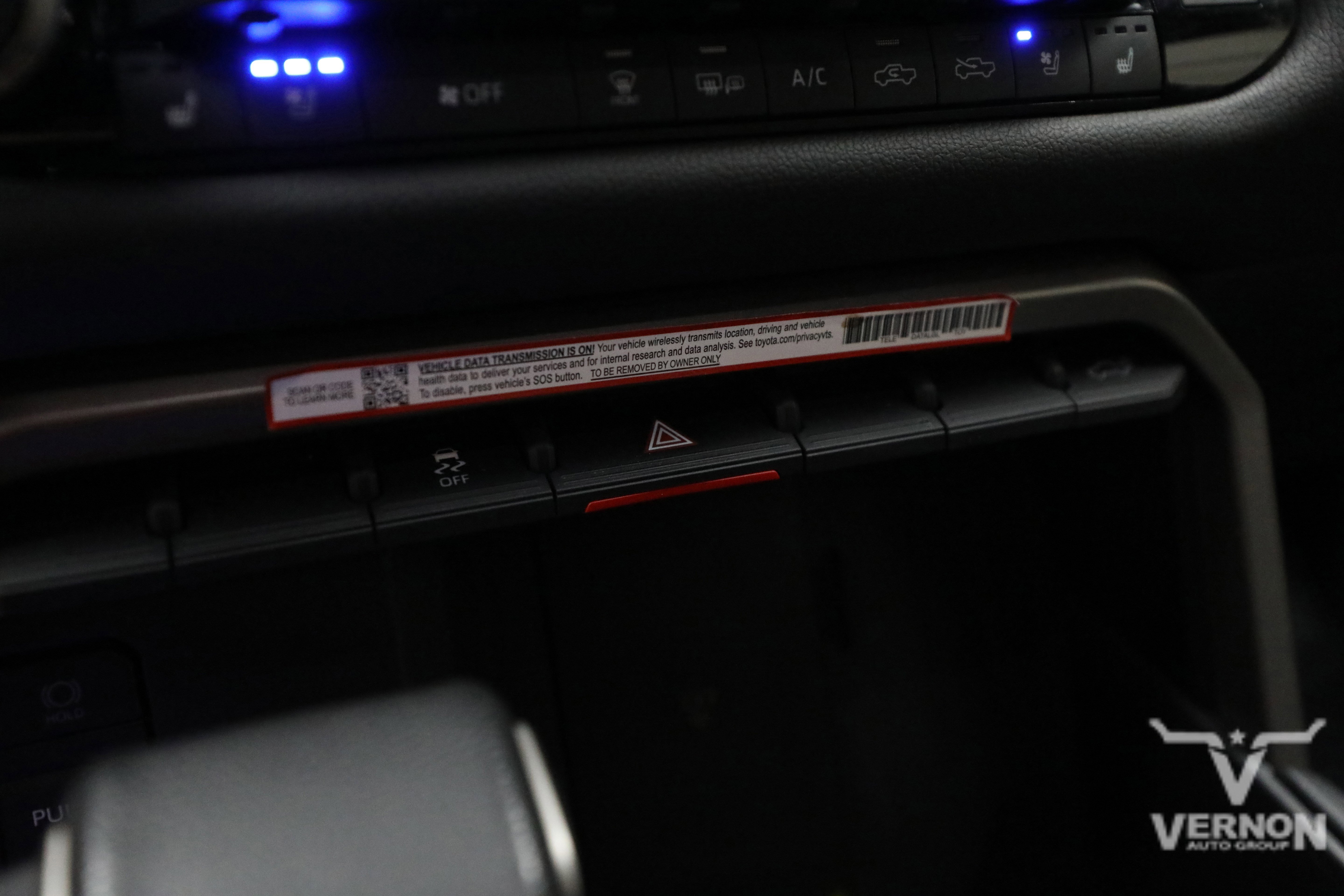 Used 2025 Toyota Tundra Limited w/ Power Package AWD/4WD image 24