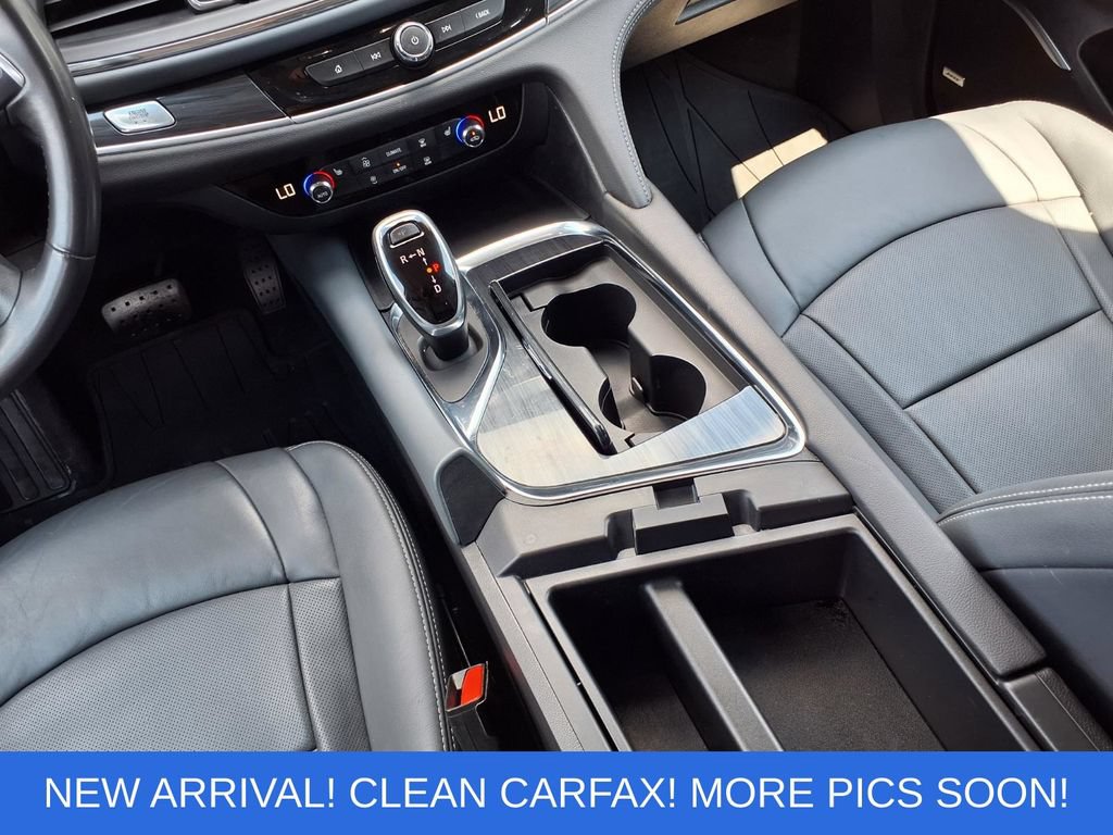 Used 2020 Buick Enclave Essence w/ Sport Touring Edition FWD image 11