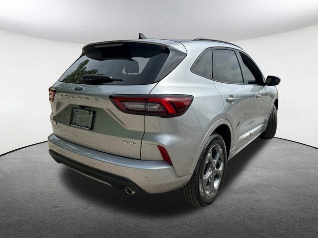 Certified 2024 Ford Escape ST-Line w/ Tech Pack #1 AWD/4WD image 14
