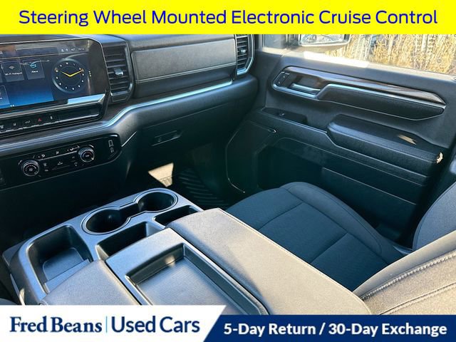 Used 2024 Chevrolet Silverado 3500 LT image 28