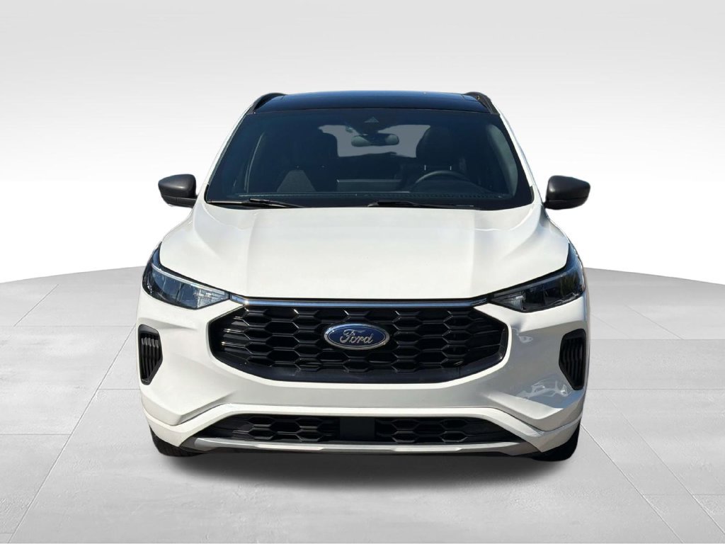 Certified 2023 Ford Escape ST-Line w/ Tech Pack #1 FWD image 10