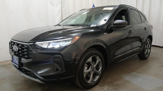 Certified 2023 Ford Escape ST-Line AWD/4WD image 5