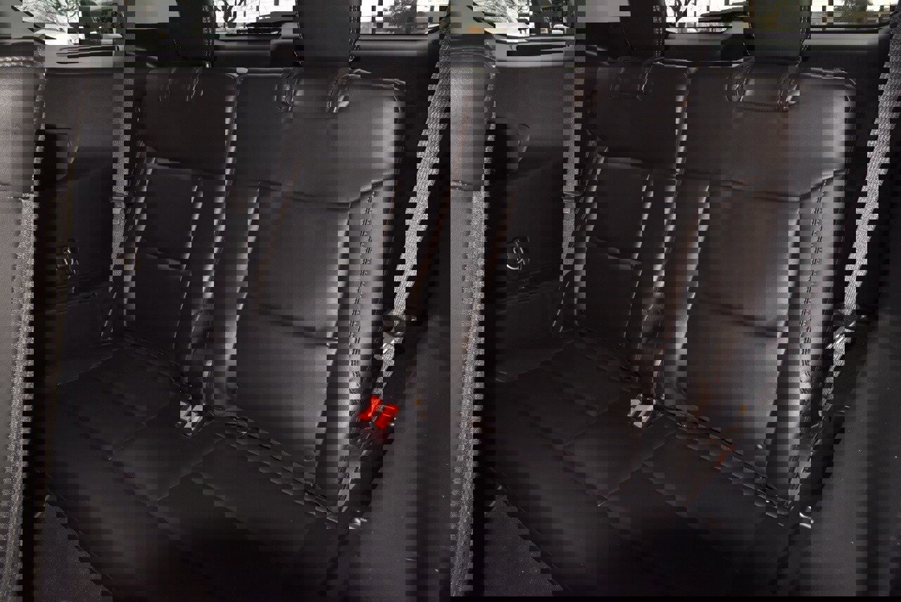 Certified 2023 Ford Explorer XLT w/ Equipment Group 202A image 15