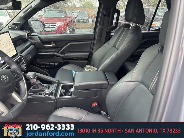 Used 2025 Toyota 4Runner Limited AWD/4WD image 13
