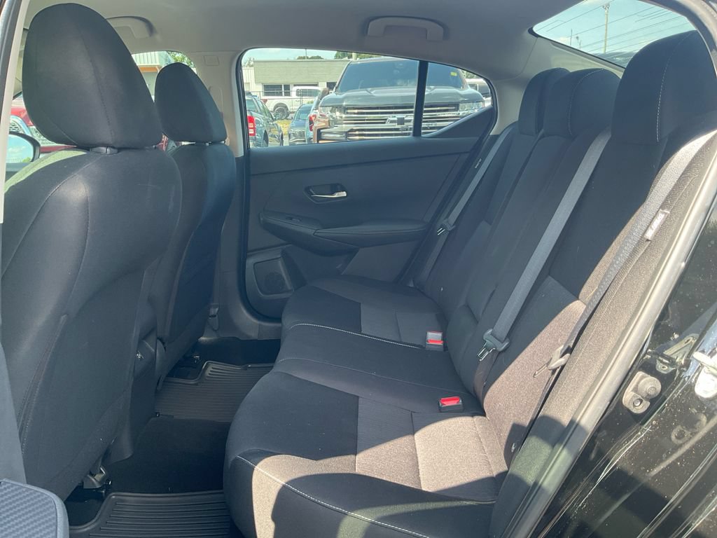 Used 2022 Nissan Sentra SV FWD image 14