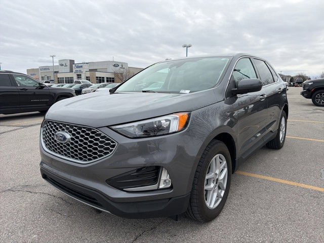 Certified 2023 Ford Edge SEL w/ Convenience Package image 8