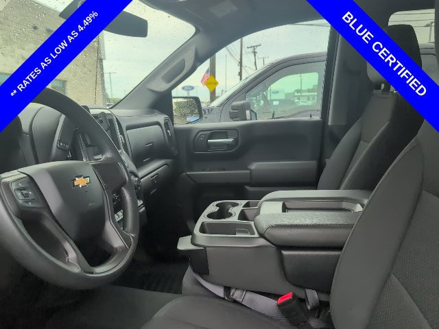 Used 2020 Chevrolet Silverado 1500 Custom w/ Custom Value Package AWD/4WD image 4