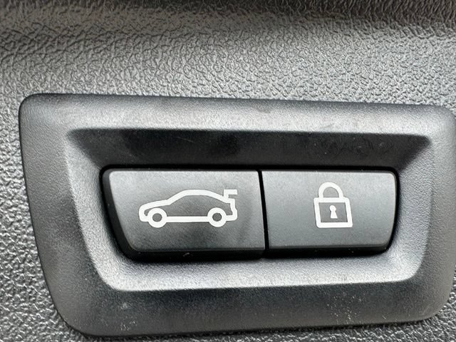 Used 2022 BMW X5 M50i AWD/4WD image 13