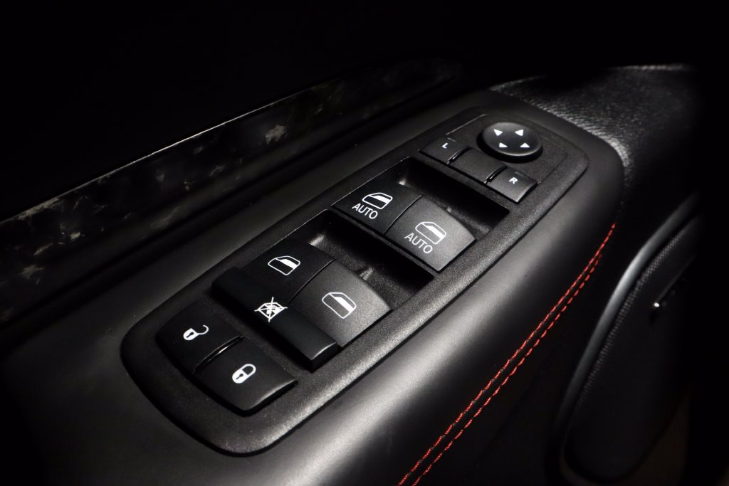 Used 2025 Dodge Durango R/T AWD/4WD image 29