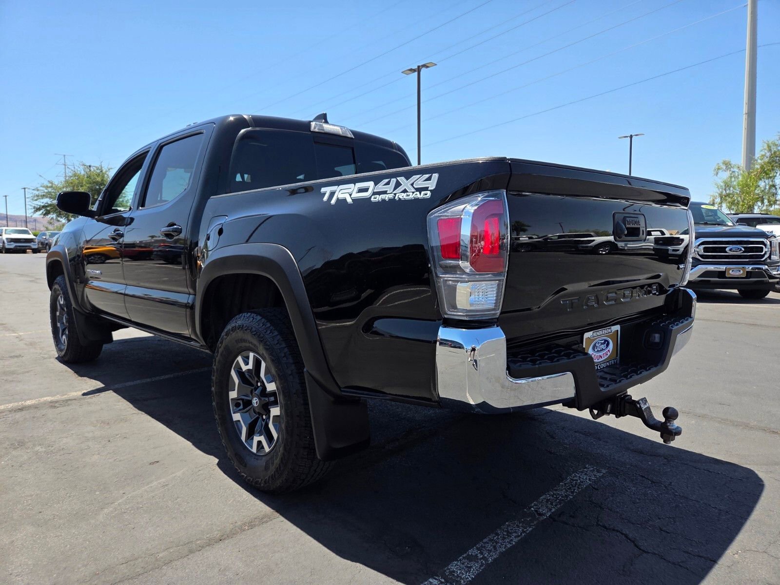 Used 2023 Toyota Tacoma TRD Off-Road AWD/4WD image 4