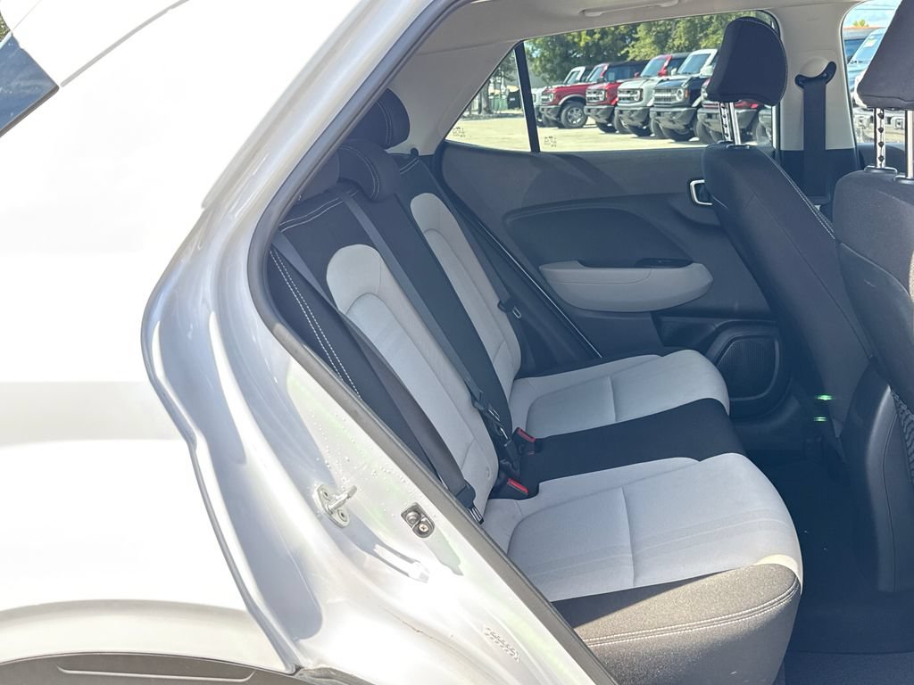 Used 2020 Hyundai Venue SEL w/ Convenience + Premium Package FWD image 26