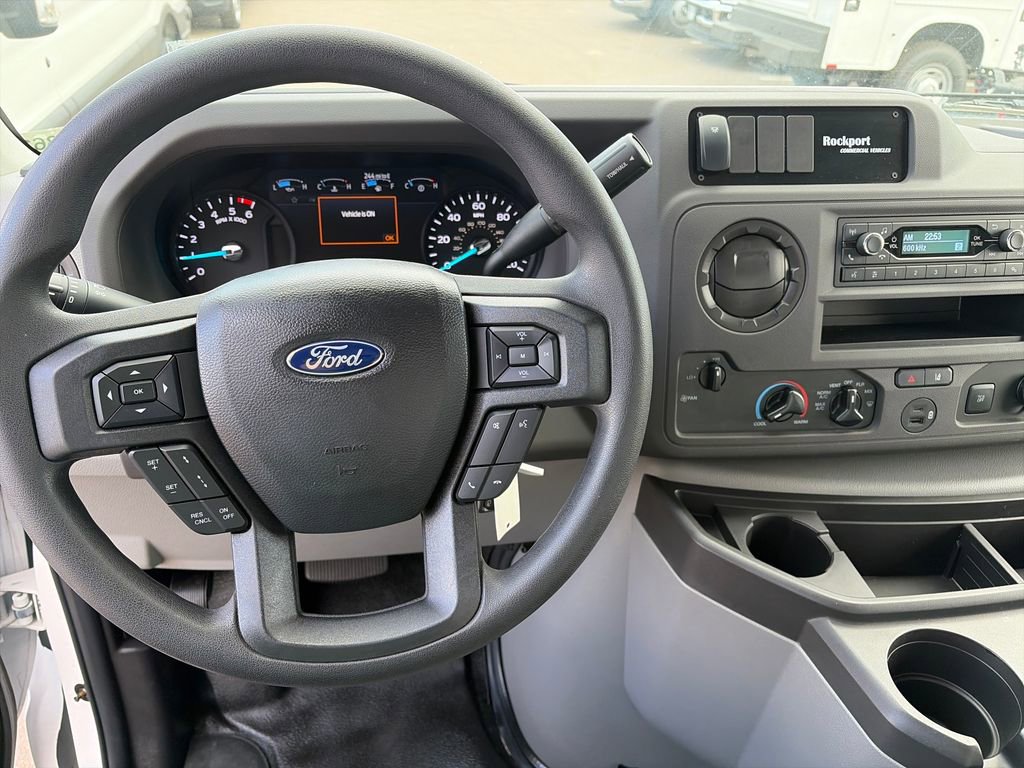 Certified 2023 Ford E-450 and Econoline 450 Super Duty w/ Driver's Safety Package image 11