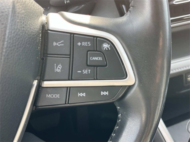 Used 2023 Toyota Highlander LE image 32