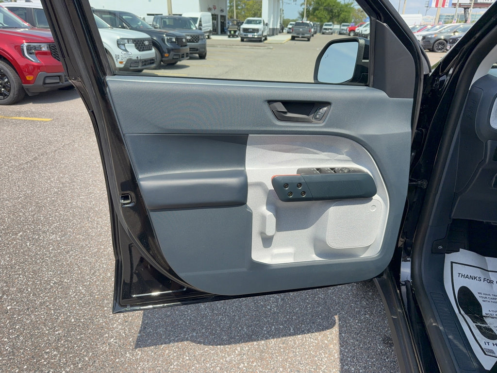 Certified 2023 Ford Maverick XLT w/ Equipment Group 300A Standard image 9