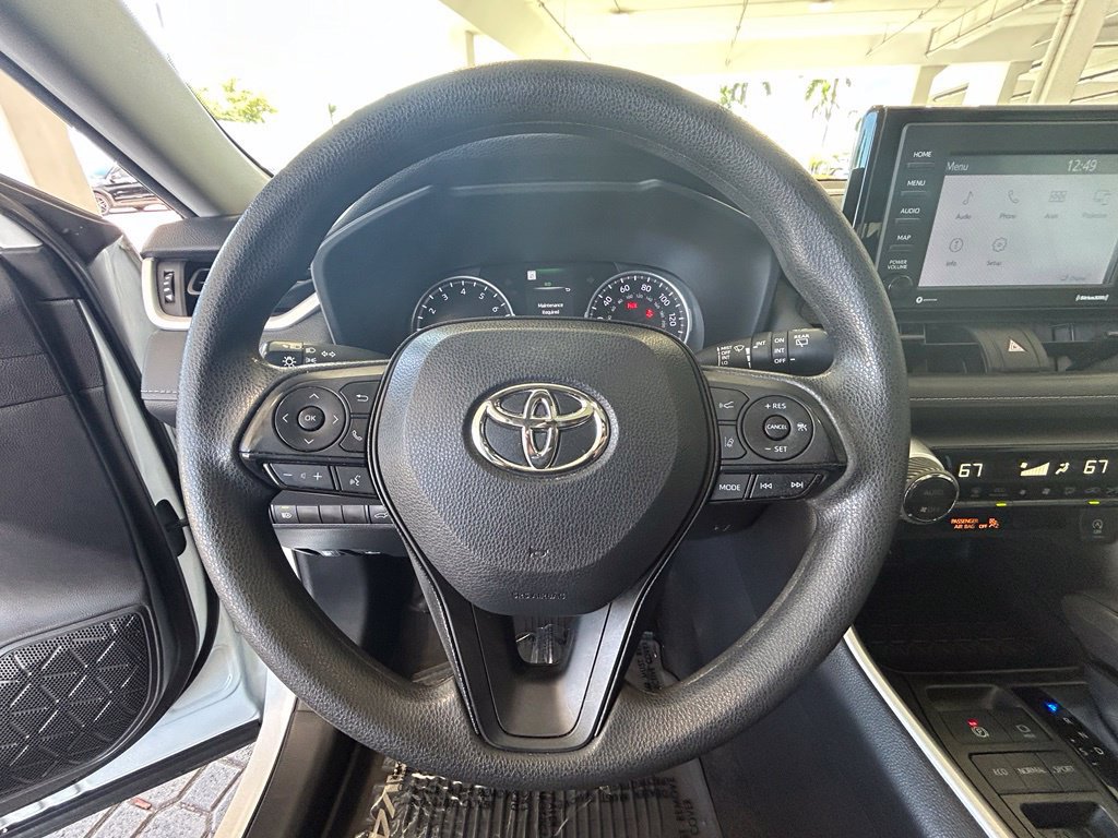 Used 2022 Toyota RAV4 XLE FWD image 17